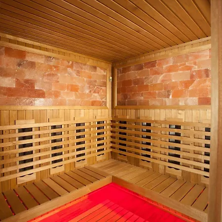 Hotel Amira Boutique 5*