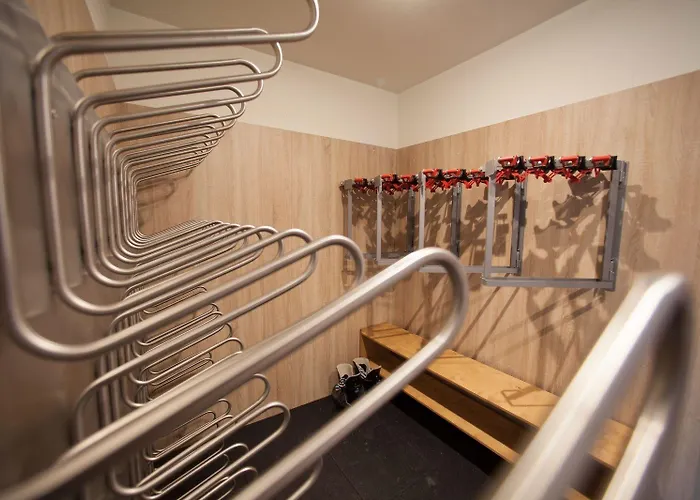 Готель Amira Boutique